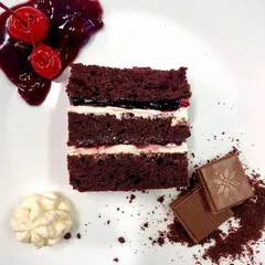 Начинка Чёрный лес в разрезе